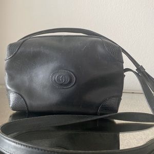 80s vintage leather Gucci bag